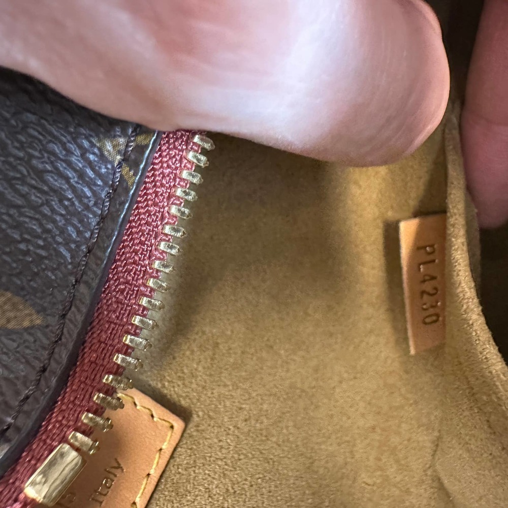 Louis Vuitton Heart bag Sac Coeur Game On Monogram Crossbody LV Rare Limited Ed - Picture 10 of 14